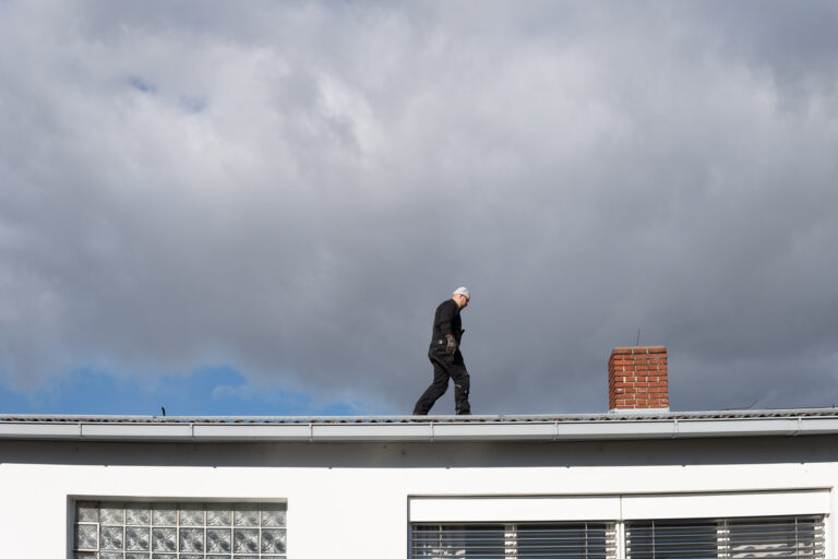 Lukas Giefing - Rauchfangkehrermeister - Feuerlöscher Wartung - Mattersburg - Portrait von Lukas Giefing